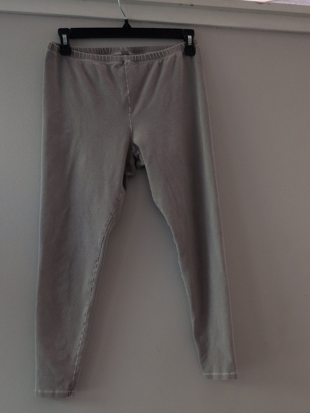 SKIMS Men's Slim Jogger Pants in Gray